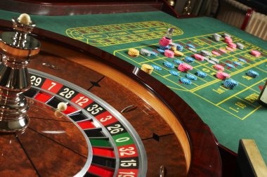 Push Gaming slot game displayed full-screen on iPhone Safari browser showing game reels and win display
